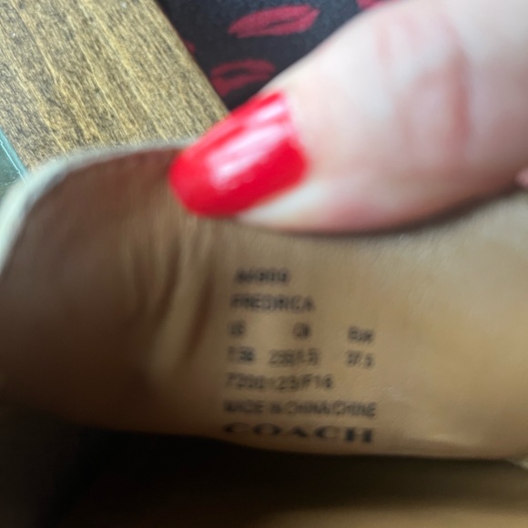 Coach metallic gold leather loafers - Picture 7 of 9